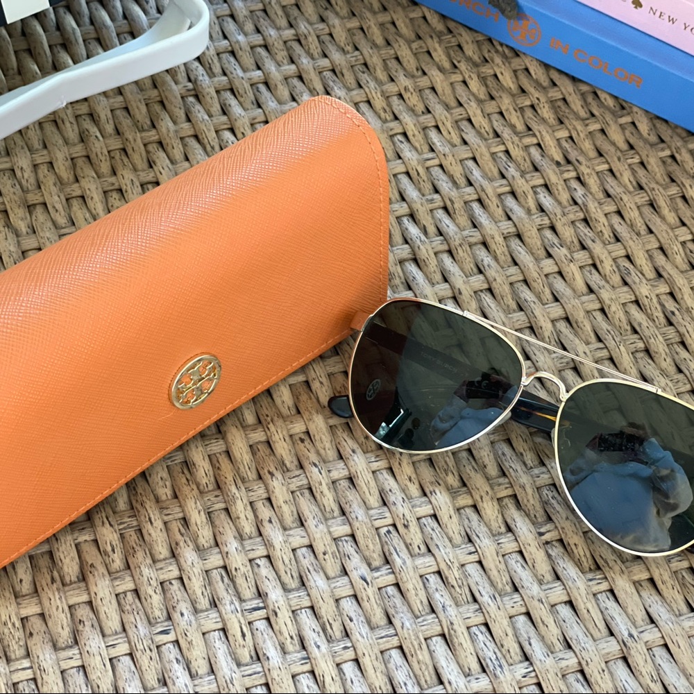 Tory Burch TY8070 polarized aviator sunglasses